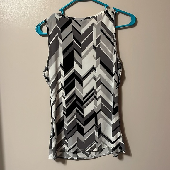 Worthington Sleeveless Blouse - Picture 2 of 3